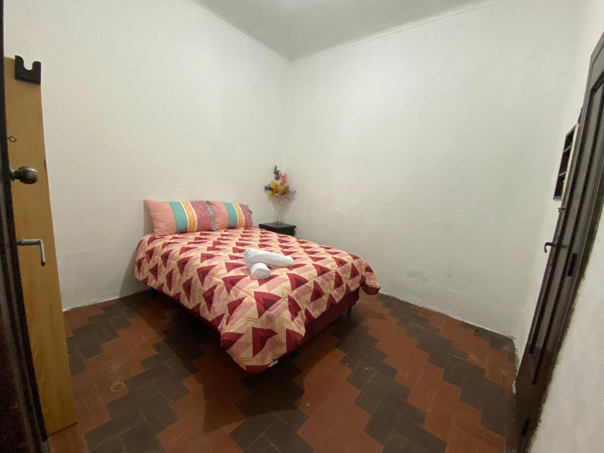 Casa Del Viajero Colonial Guatemala Apartment Екстериор снимка