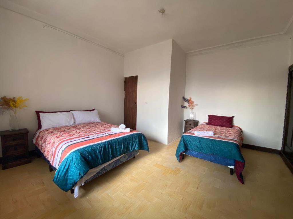 Casa Del Viajero Colonial Guatemala Apartment Екстериор снимка